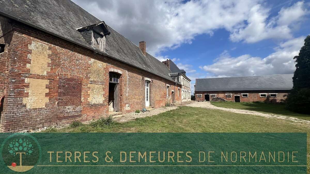 Maison à HAUDRICOURT