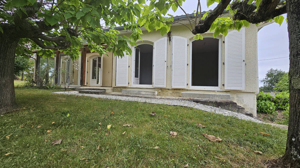 Maison à L&#039;ISLE-EN-DODON