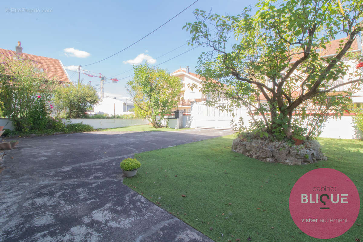 Maison à RICHARDMENIL