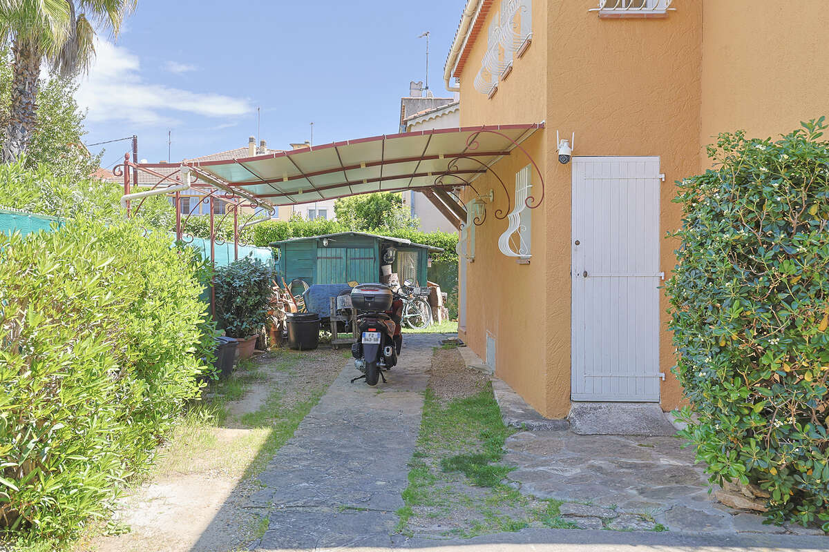 Maison à HYERES