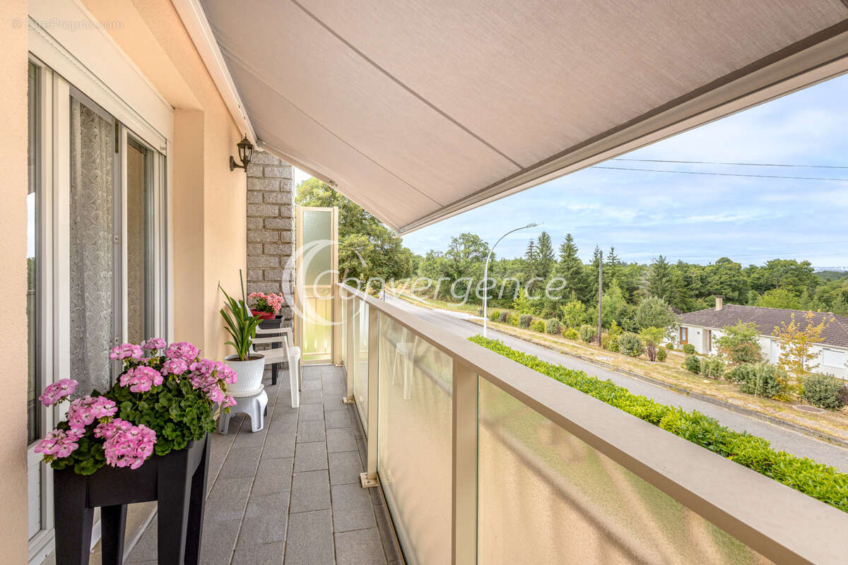 Maison à SAINT-JUNIEN