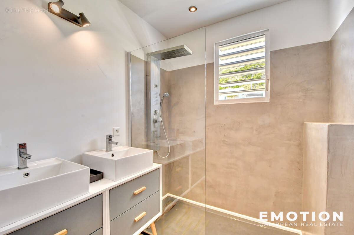 Maison à SAINT-MARTIN