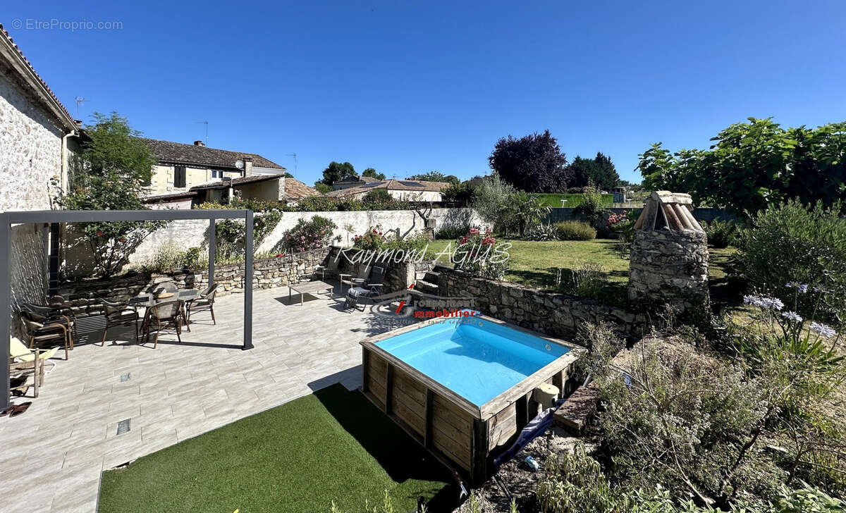 Maison à SAINT-MEARD-DE-GURCON