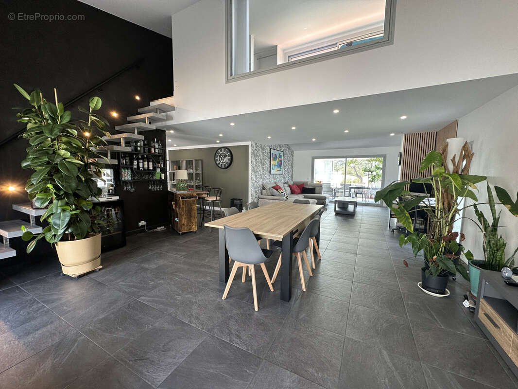 Maison à SAINT-CYPRIEN