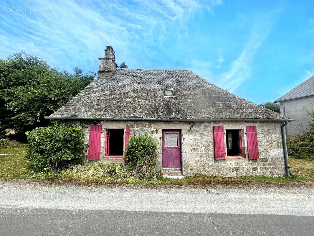 Maison à MOUSTIER-VENTADOUR