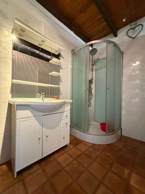 Maison à LABLACHERE