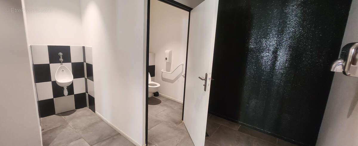 Maison à MIRANDOL-BOURGNOUNAC