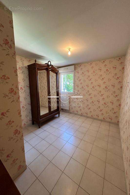 Appartement à SAINT-MARTIN-DE-CRAU