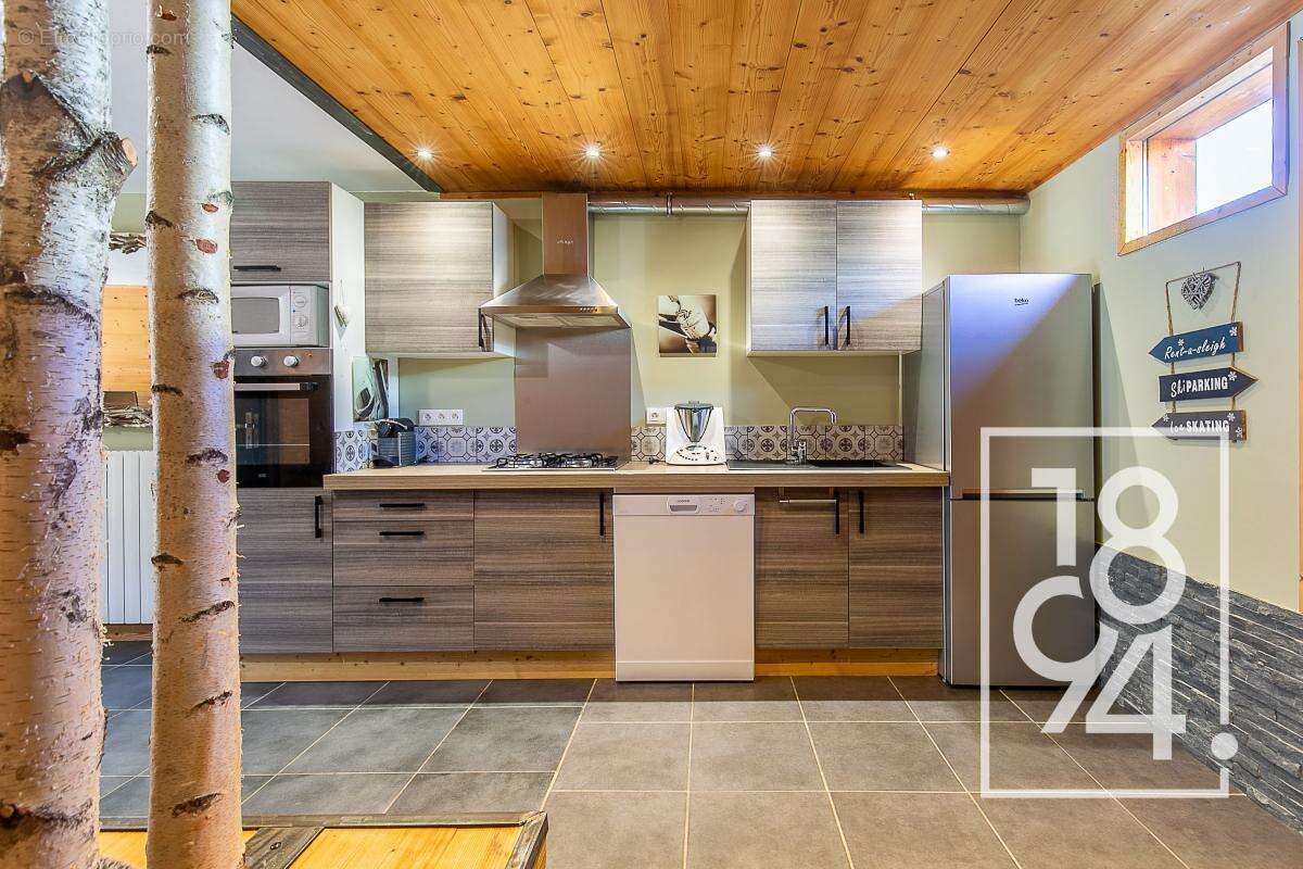 Maison à UVERNET-FOURS