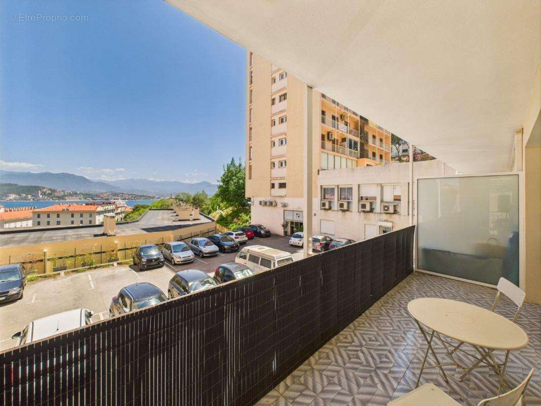 Appartement à AJACCIO