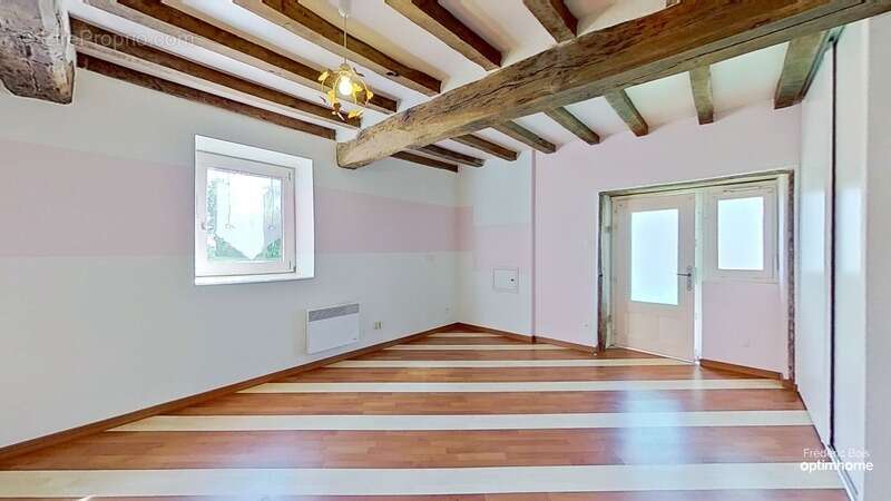 Maison à SAINT-GENIS-SUR-MENTHON