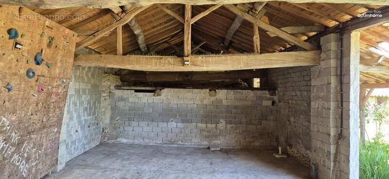 Maison à SAINT-GENIS-SUR-MENTHON