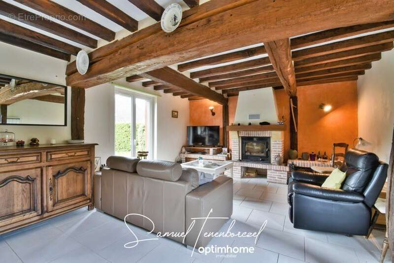 Maison à OUILLY-LE-VICOMTE