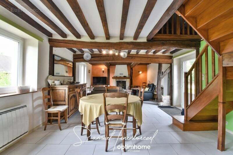 Maison à OUILLY-LE-VICOMTE