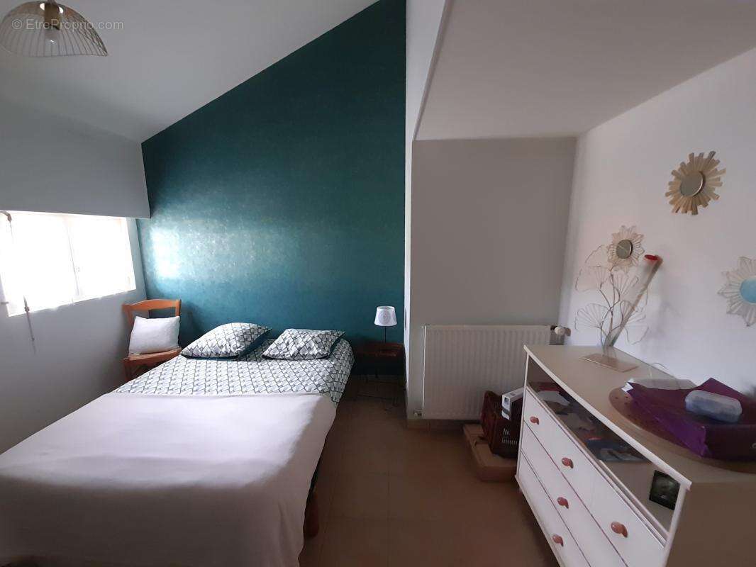 Maison à SAINT-HERBLON