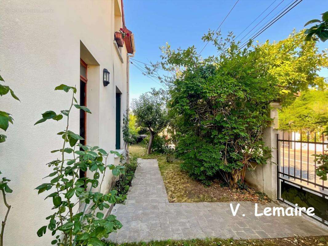 Maison à GOURNAY-SUR-MARNE