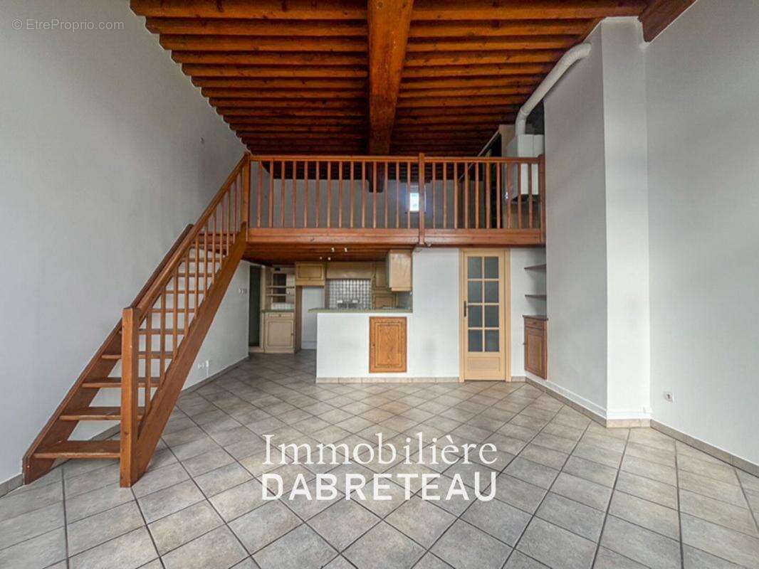 Appartement à LYON-4E