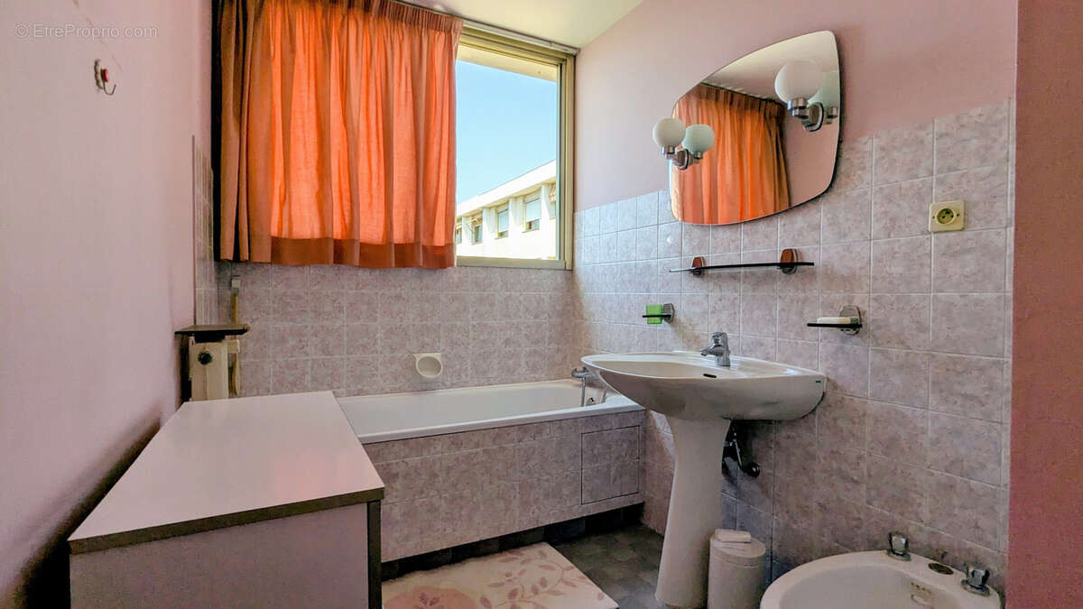 Appartement à CAGNES-SUR-MER