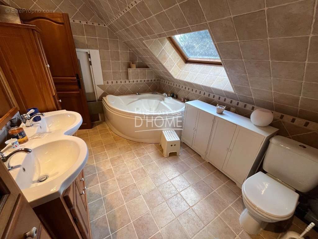 Maison à BANNOST-VILLEGAGNON