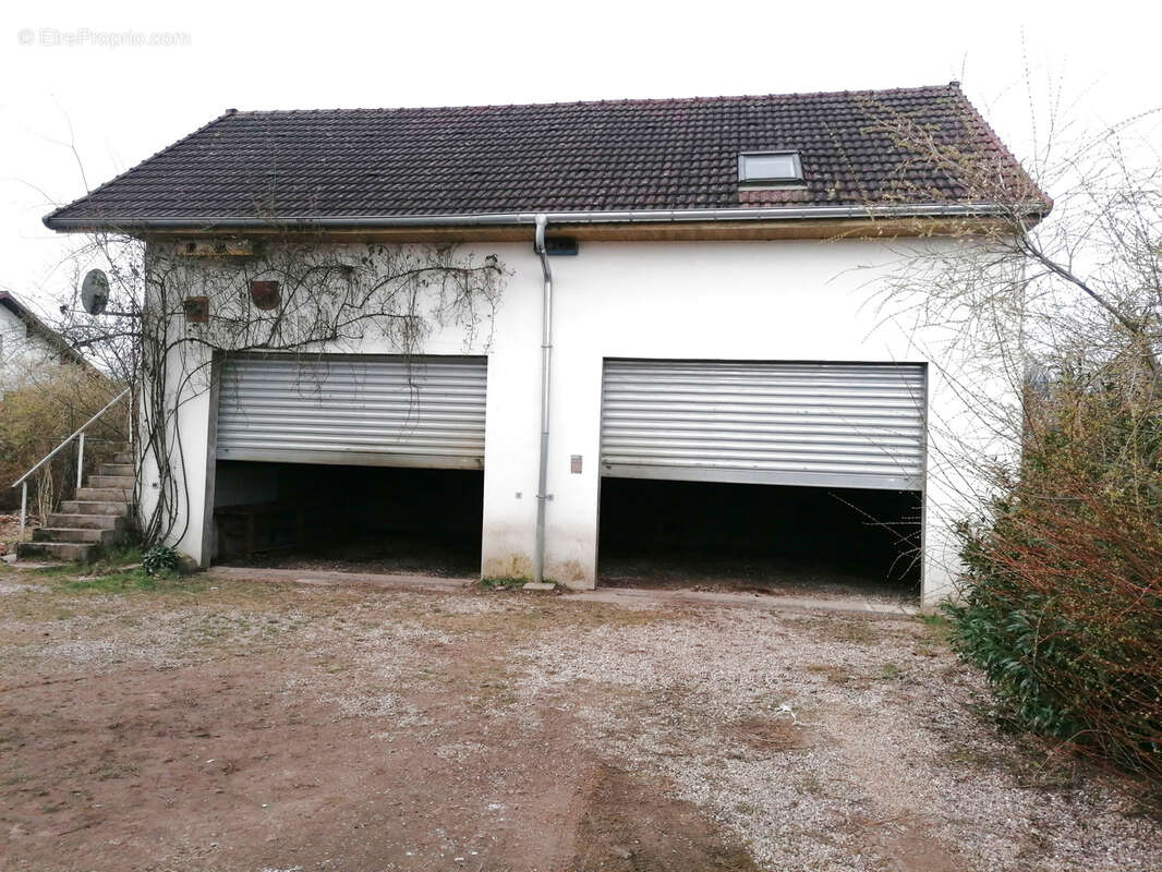 Maison à FOUGEROLLES