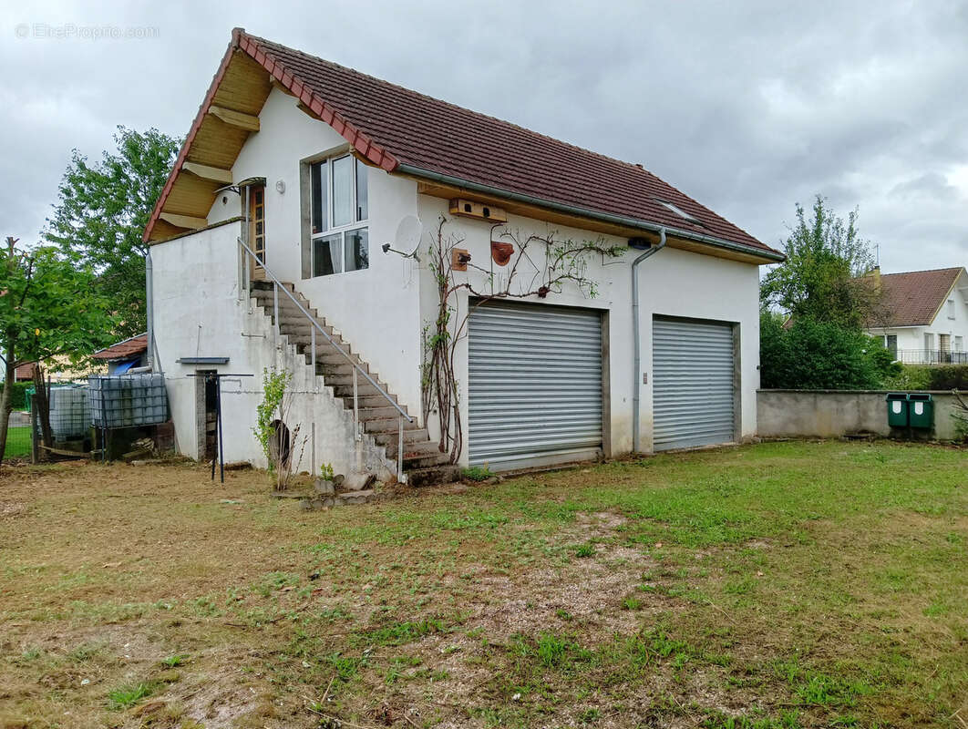 Maison à FOUGEROLLES