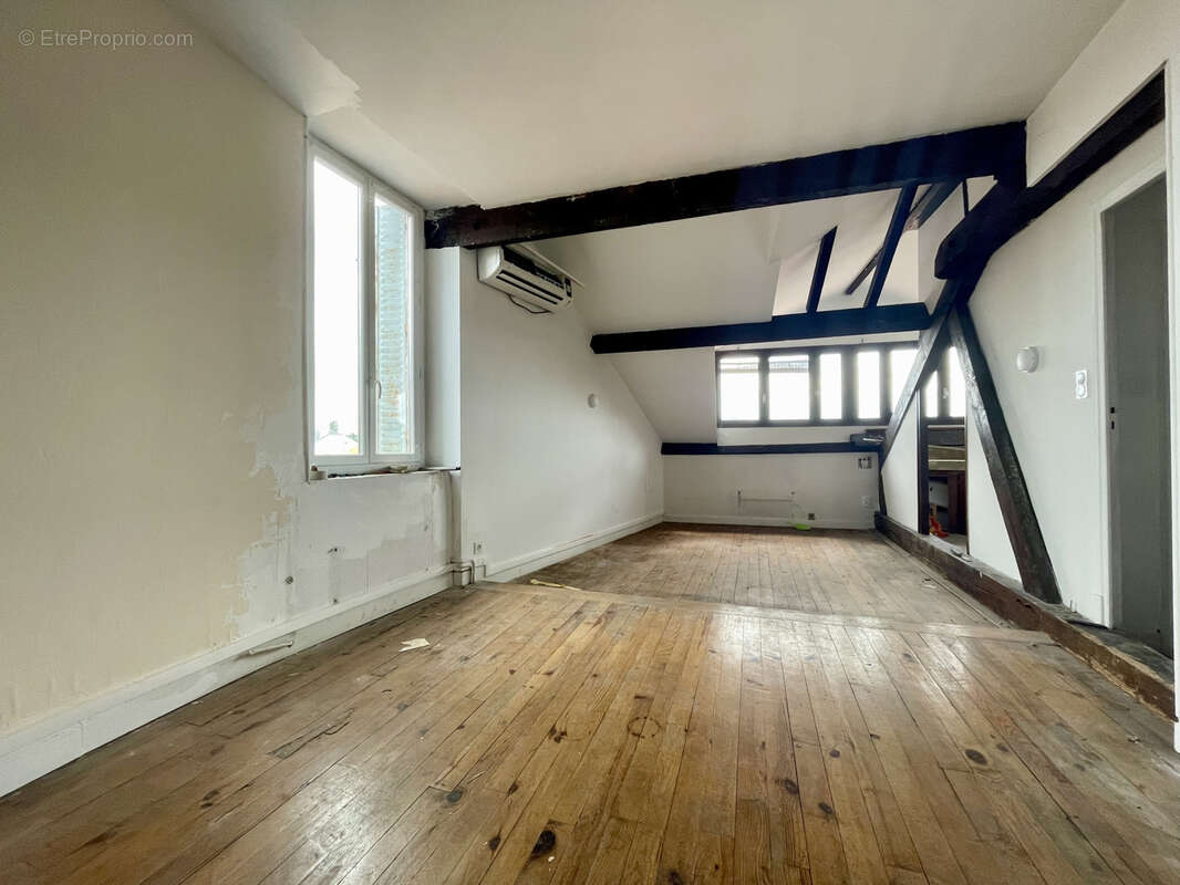 Appartement à VIC-EN-BIGORRE