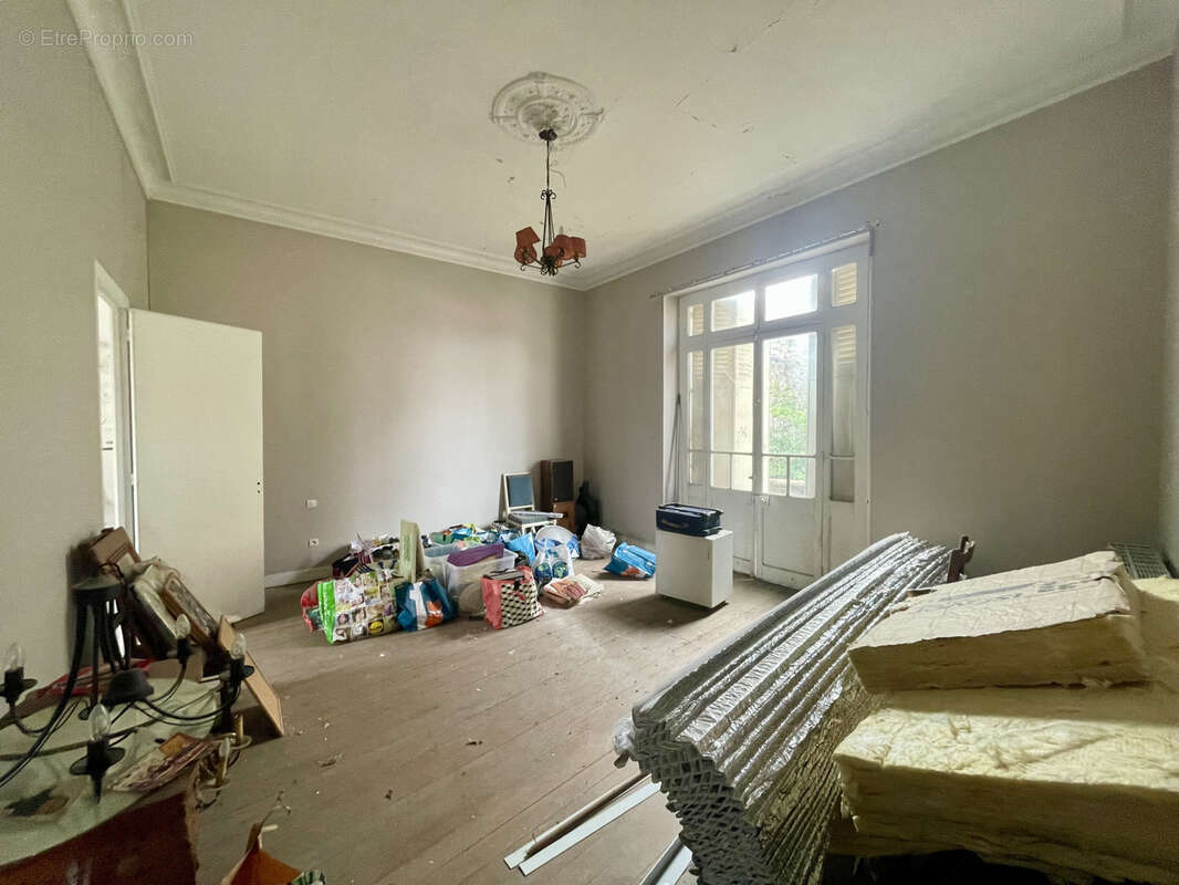 Appartement à VIC-EN-BIGORRE