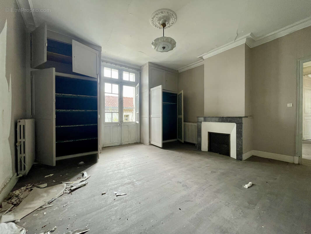 Appartement à VIC-EN-BIGORRE