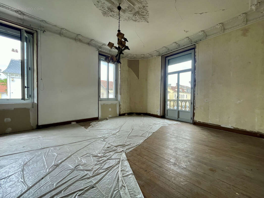 Appartement à VIC-EN-BIGORRE