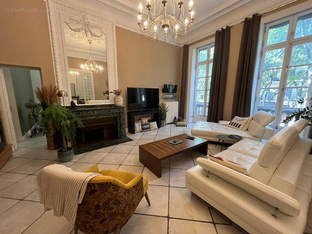 Appartement à NIMES