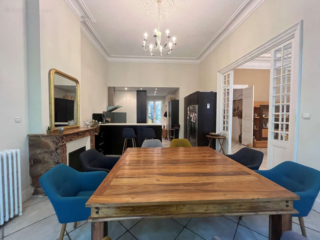 Appartement à NIMES