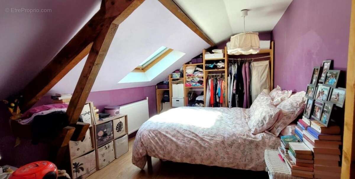 Maison à SAINT-PARRES-AUX-TERTRES