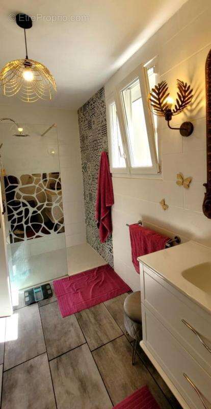 Maison à SAINT-PARRES-AUX-TERTRES