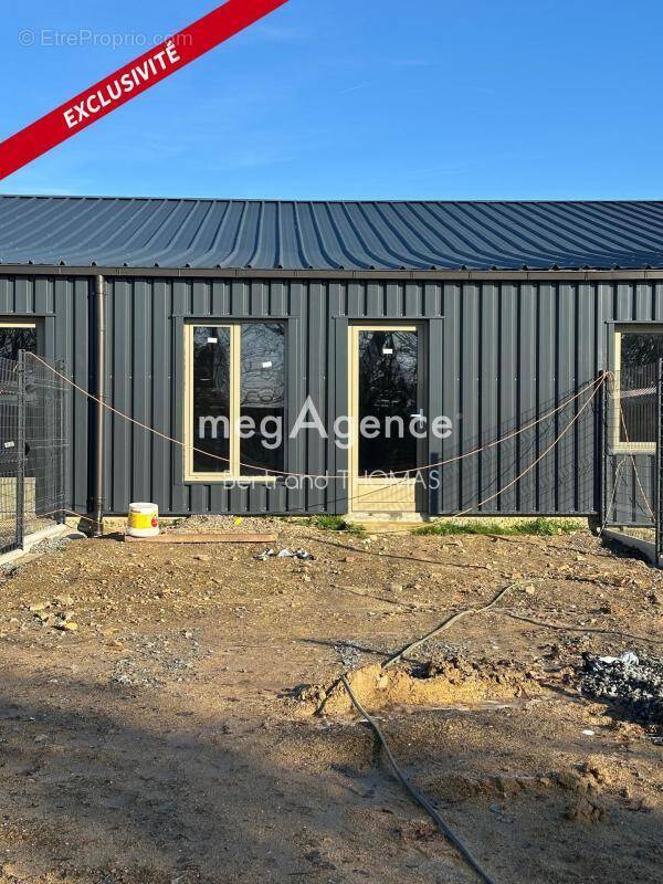 Commerce à SAINT-HILAIRE-DES-LANDES