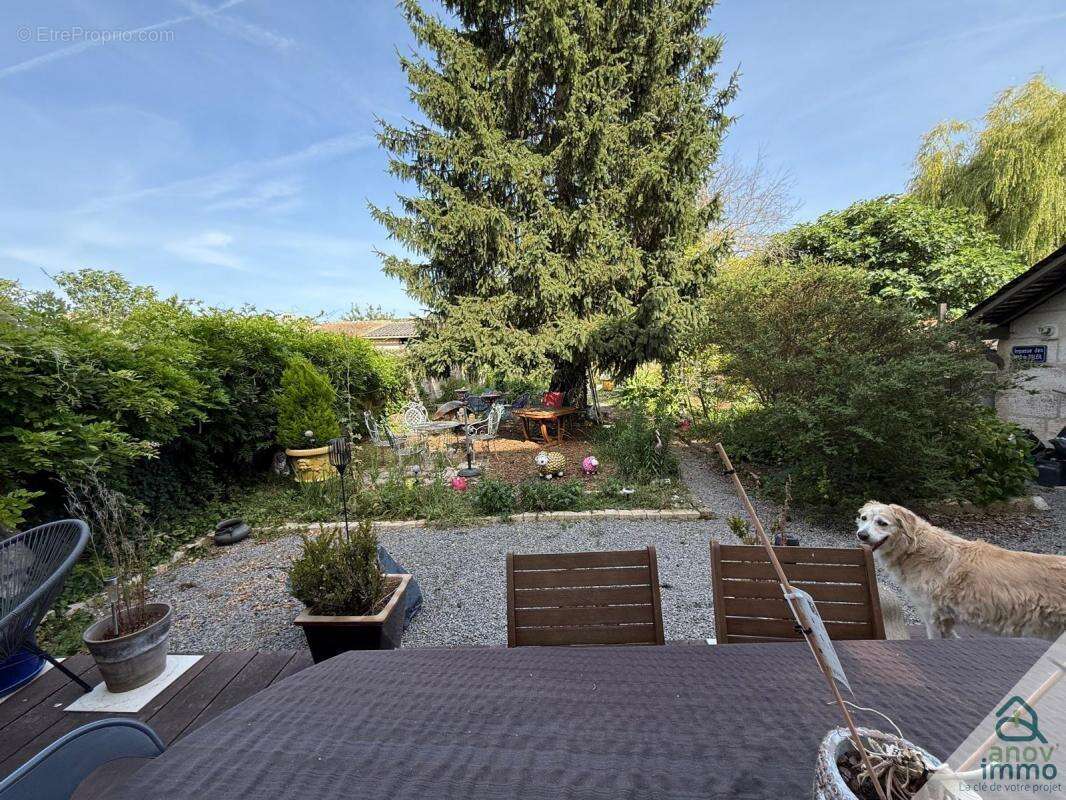 Maison à GOND-PONTOUVRE