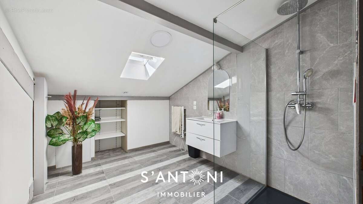 Maison à VALRAS-PLAGE