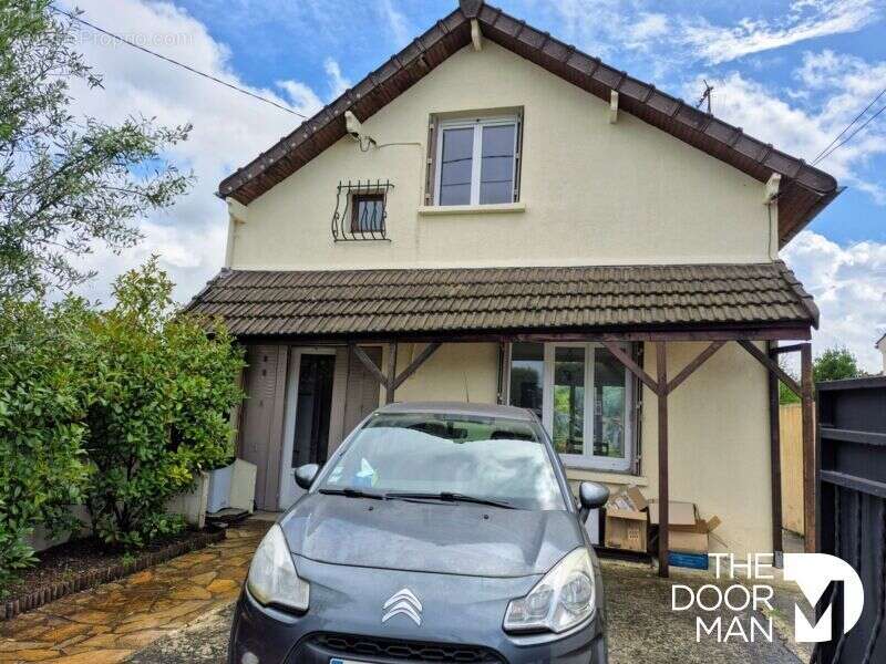 Maison à CARRIERES-SUR-SEINE