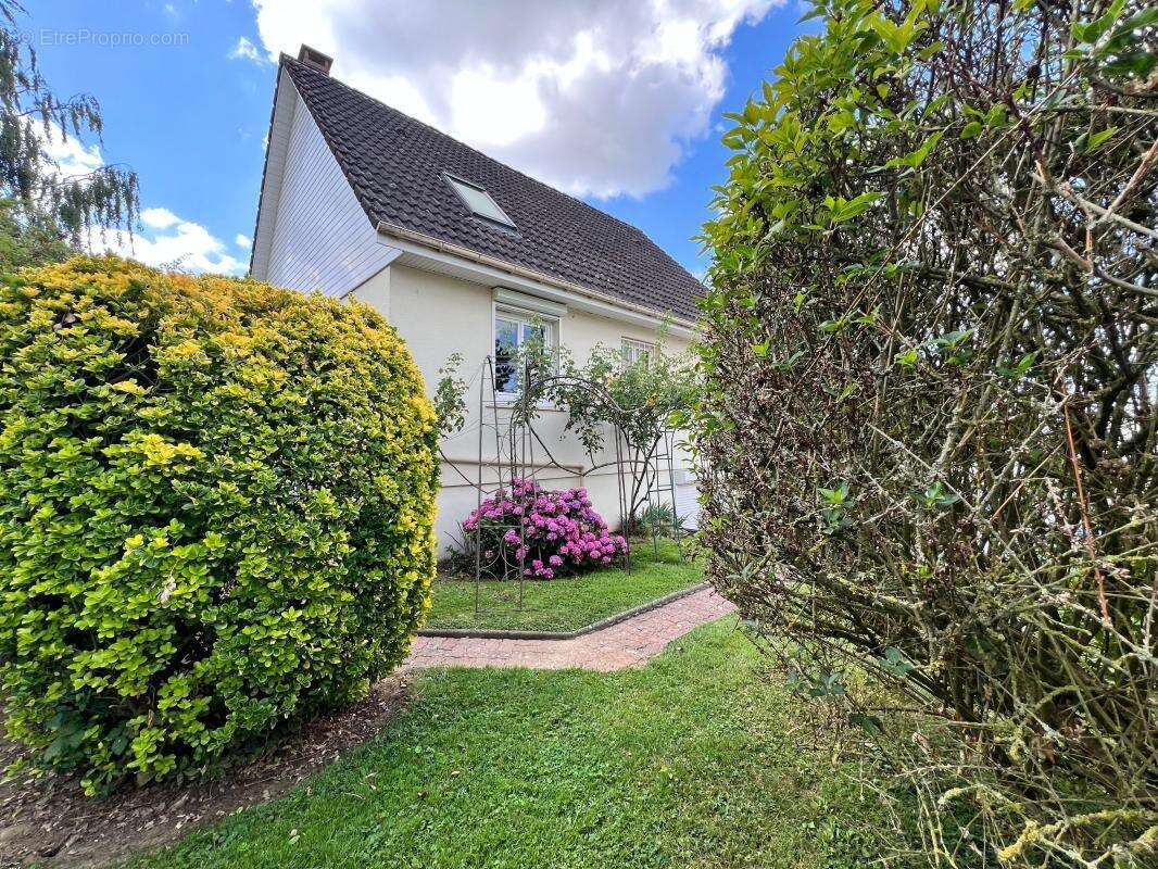 Maison à FRESNOY-EN-THELLE