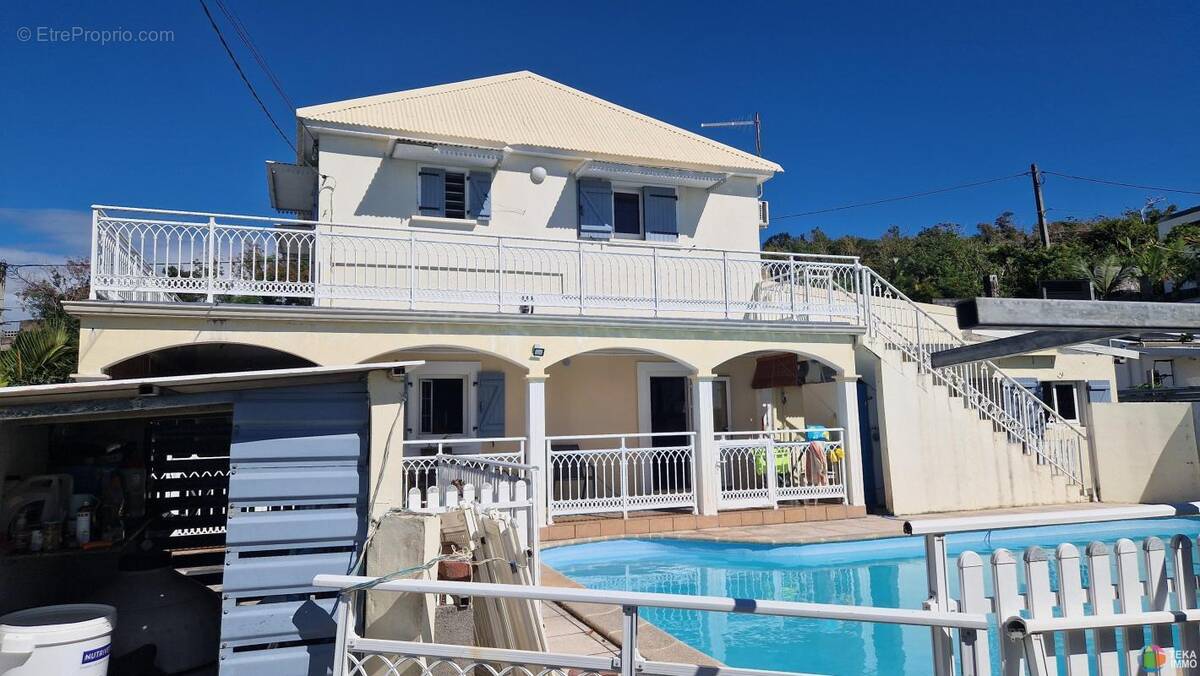 Maison à SAINT-BENOIT