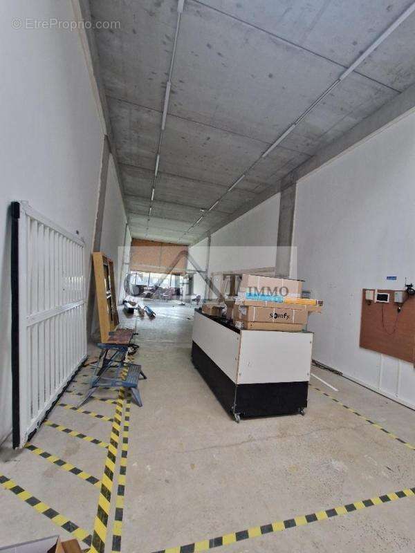 Commerce à TREMBLAY-EN-FRANCE