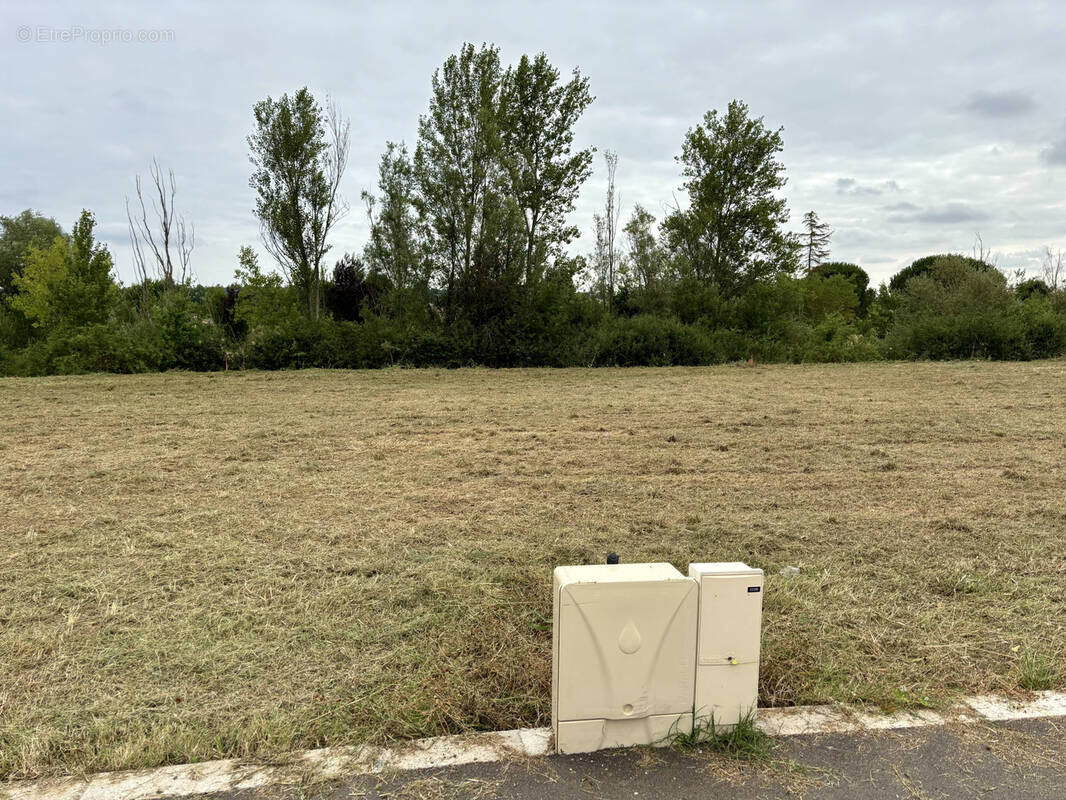 Terrain à GRAGNAGUE