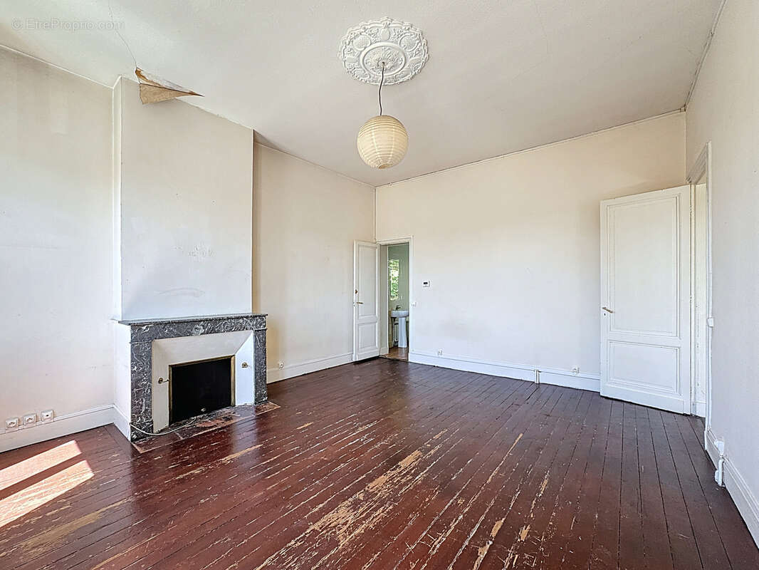 Appartement à BEGLES