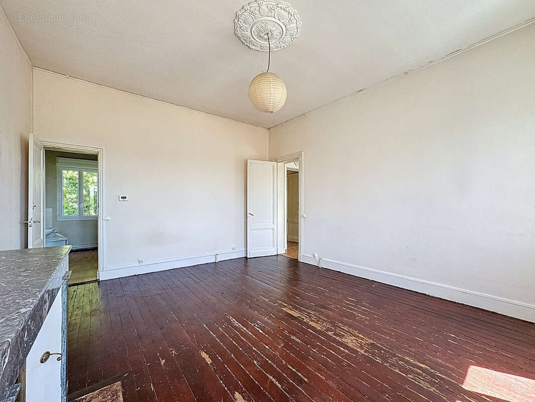 Appartement à BEGLES