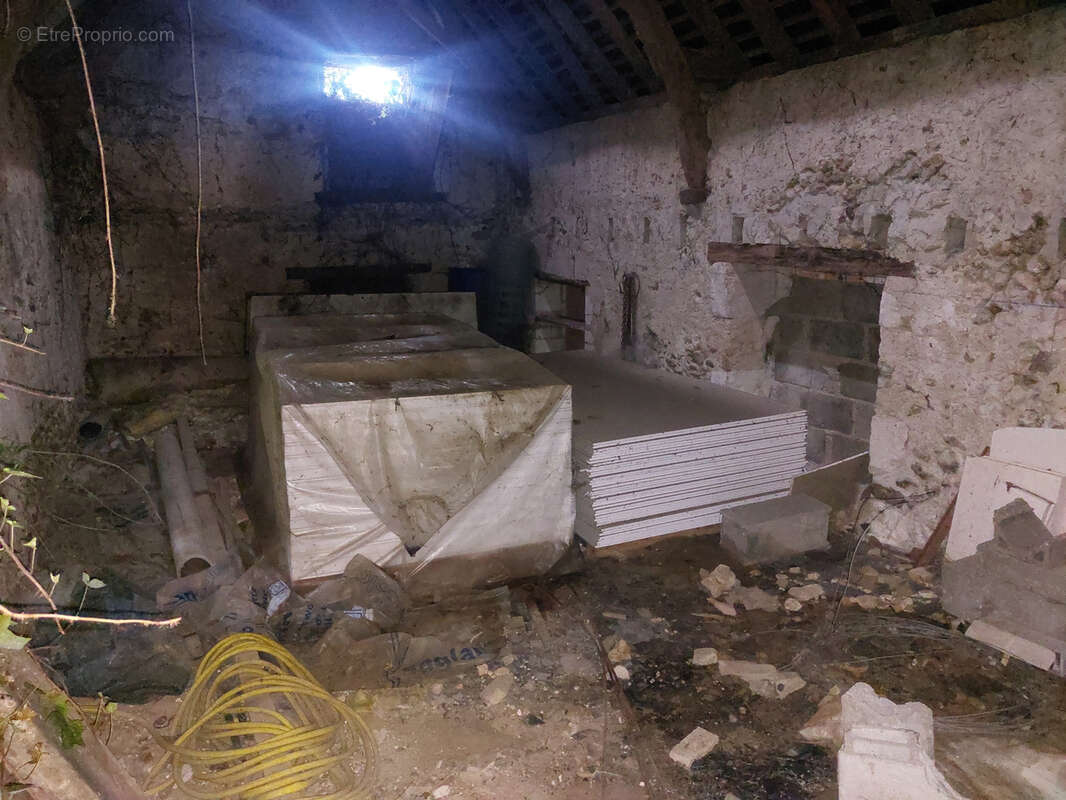 Maison à LUCHE-PRINGE