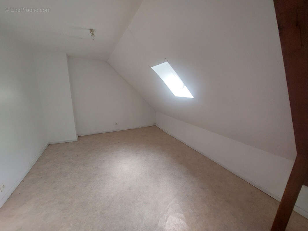 Maison à LUCHE-PRINGE