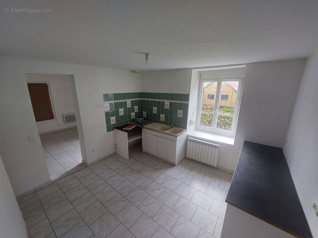 Maison à LUCHE-PRINGE