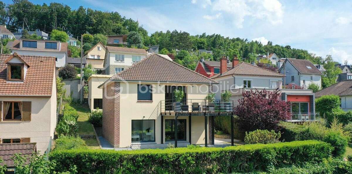 Maison à BOIS-GUILLAUME