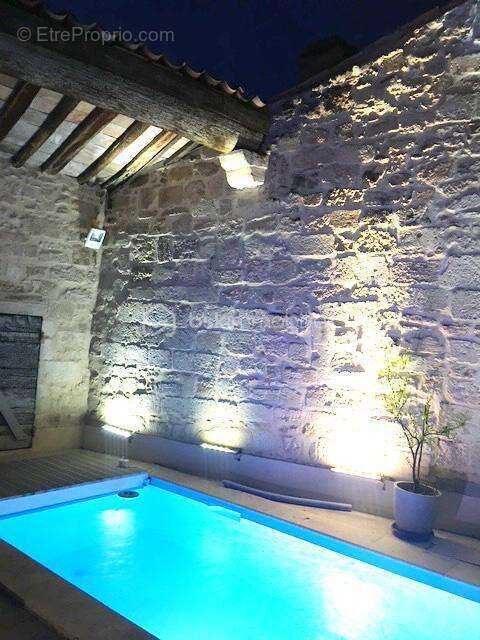 Maison à SAINT-GILLES