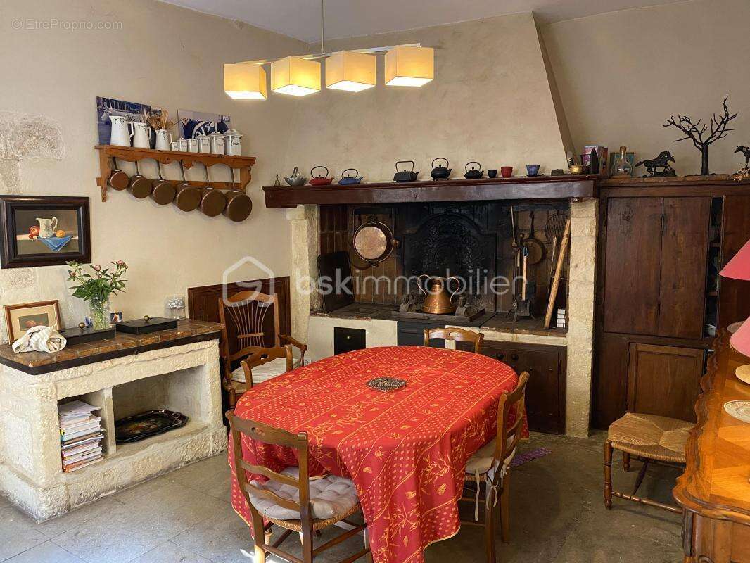 Maison à SAINT-GILLES