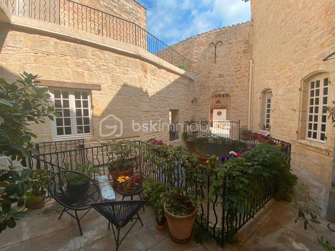 Maison à SAINT-GILLES